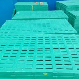 详解卫辉市孙杏村镇松瑞饲料机械厂1100×600全漏母猪漏粪板产床及BMC复合保温板系统